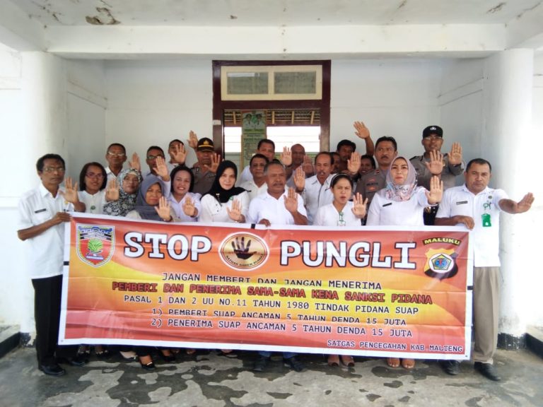 Sosialisasi Tim Saber Pungli Kabupaten Maluku Tengah di Kantor Dinas Koperasi dan UKM