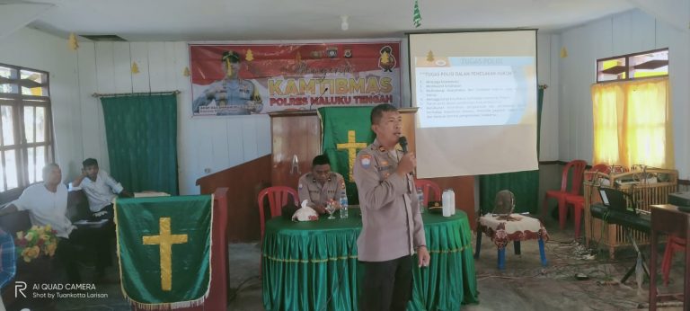 POLRES MALTENG : Sat Binmas Polres Malteng Laksanakan Mangente Kamtibmas Di Gereja Imanuel Dusun Ralmida Negeri Yafila