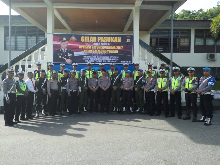 Gelar Pasukan Operasi Patuh Siwalima 2017 Polres Maluku Tengah Sebagai Tanda Di Mulainya Operasi