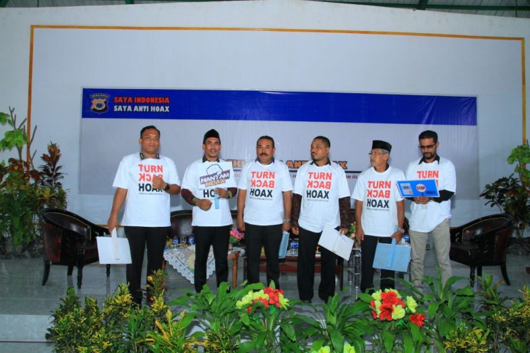 Deklarasi “ANTI HOAX” Polres Maluku Tengah dan Masyarakat Kabupaten Maluku Tengah