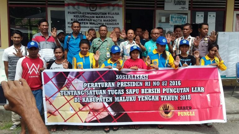 Tim Pencegahan Saber Pungli Kabupaten Maluku Tengah Sosialisasi, Di Kantor Kelurahan Namasina