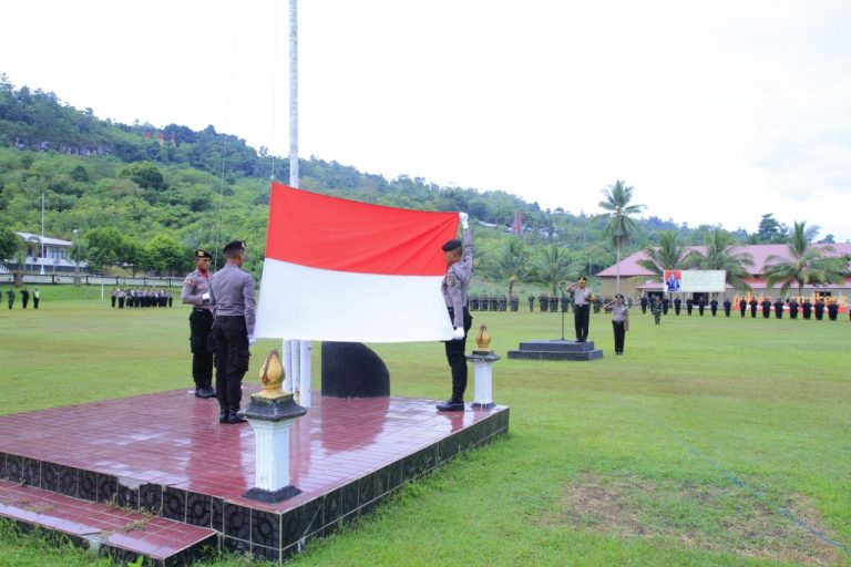 Upacara Bendera Hari Kesadaran Nasional TNI-Polri Bersatu