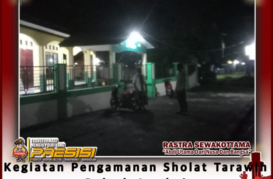 Personil Polsek Amahai Laksanakan Pengamanan Sholat Tarawih