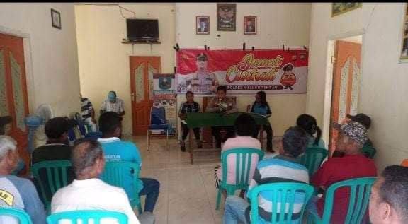 Kapolsek Amahai Laksanakan Jumat Curat di Dusun Sakela